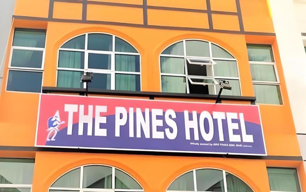 The Pines Hotel Kampung Kuala Terla Eksteriør billede