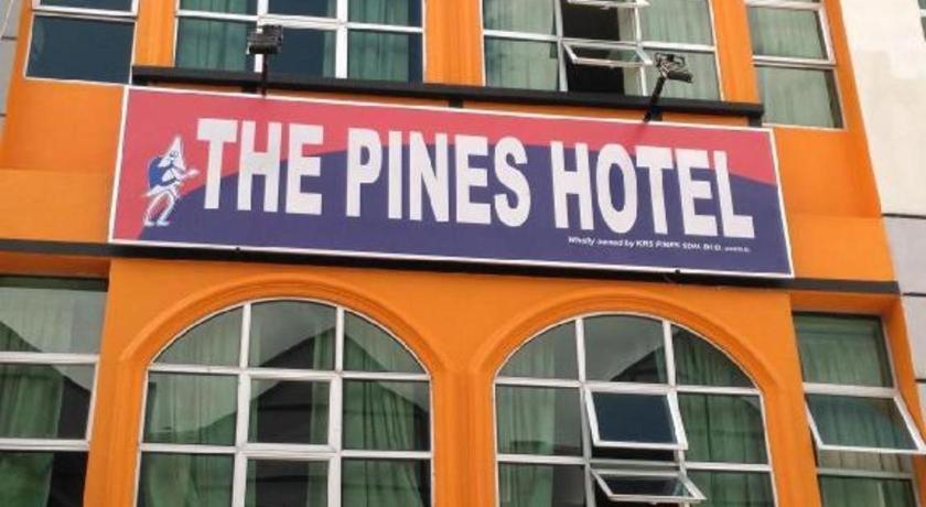 The Pines Hotel Kampung Kuala Terla Eksteriør billede